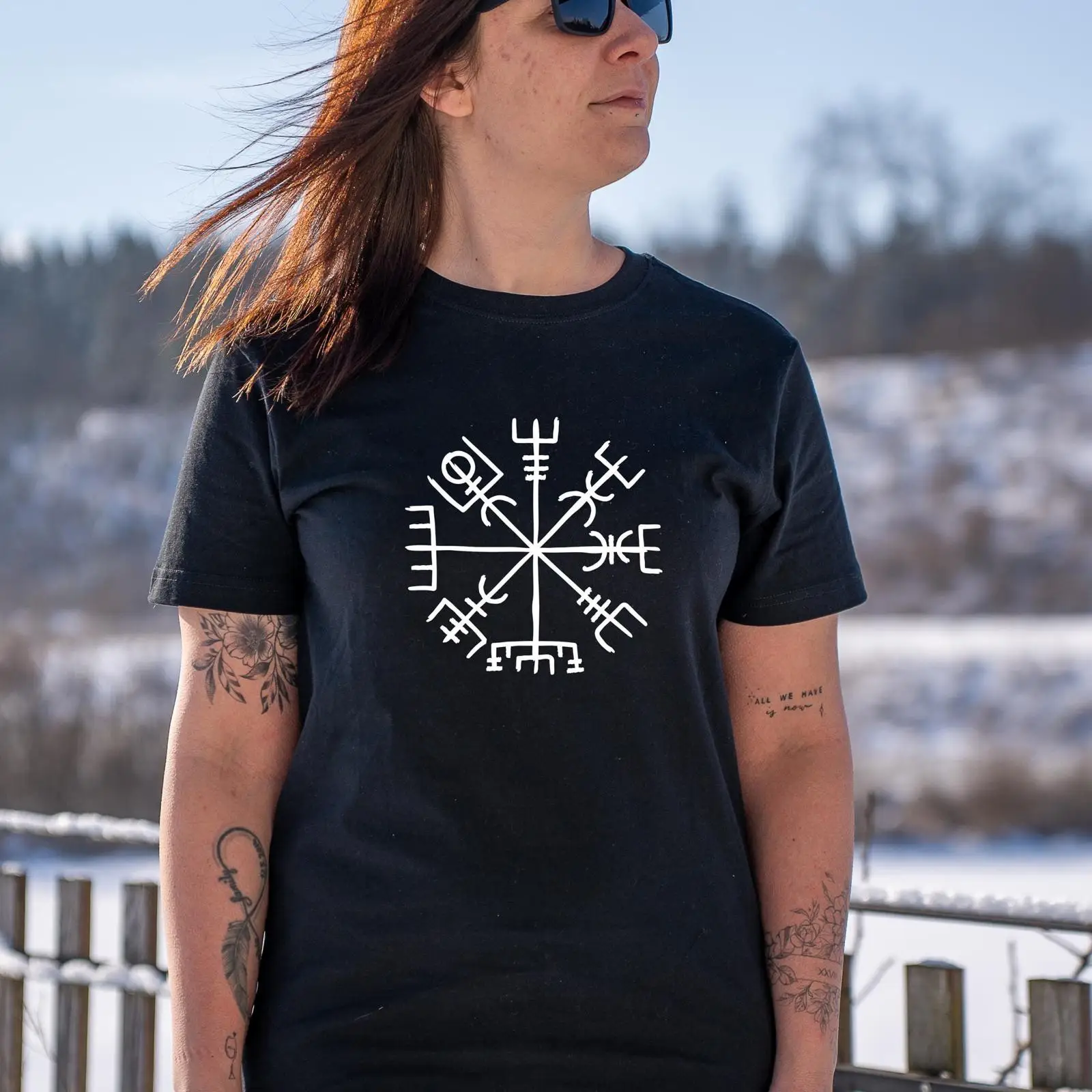 Vintage Fashion Faire - T-shirt unisexe Vegvísir Nordic Rune Compass