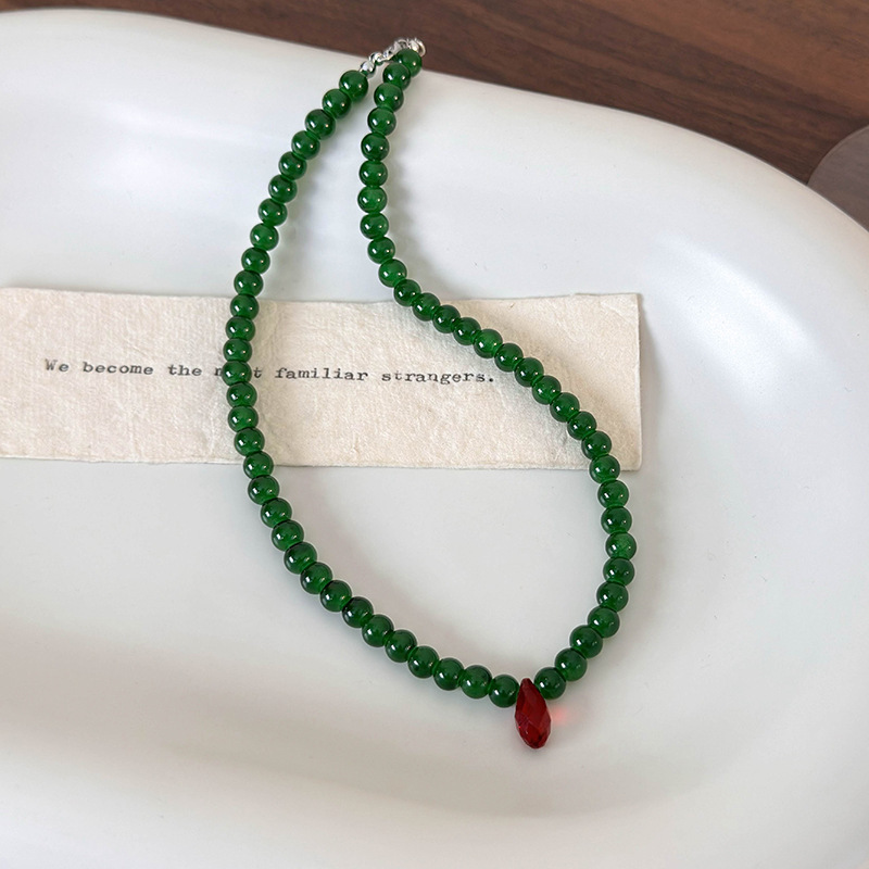 Collier vintage de perles vert - Vintage Fashion Faire avis et prix