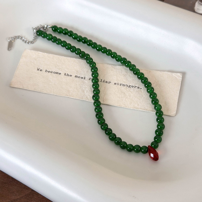 Collier vintage de perles vert - Vintage Fashion Faire avis et prix