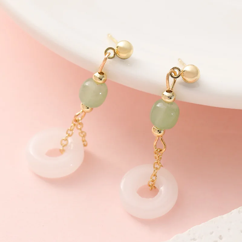Boucles d'oreilles en Jade vér - Vintage Fashion Rings avis et prix