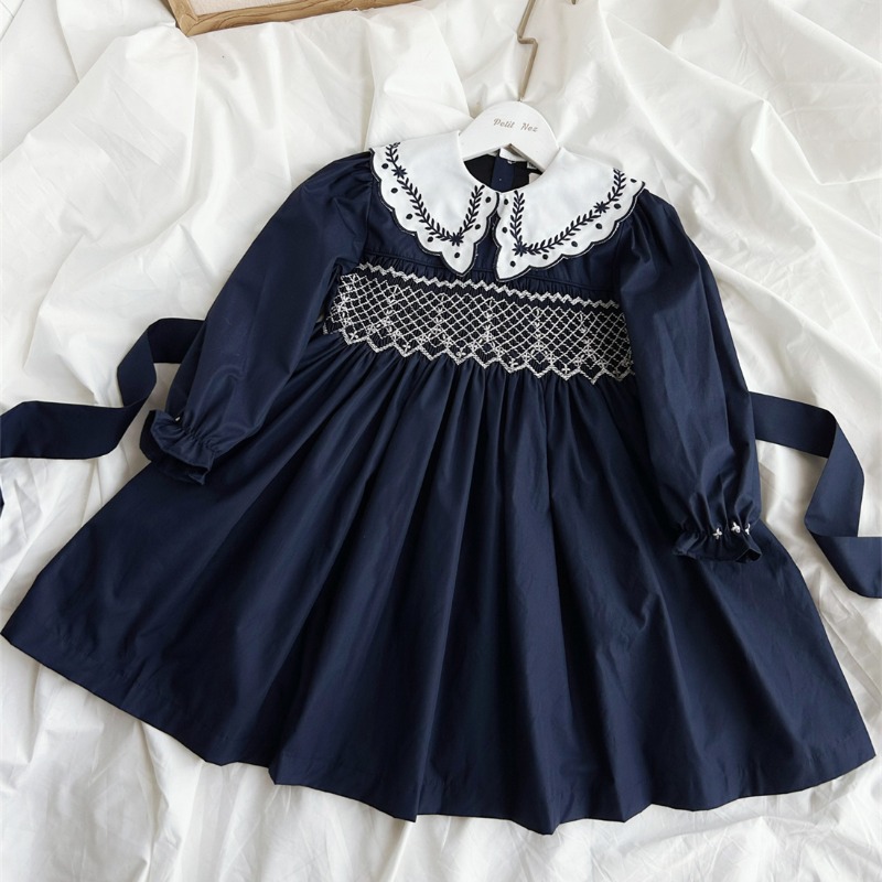 Robe vintage bleu foncé brodée - Vintage Fashion Boutique avis et prix