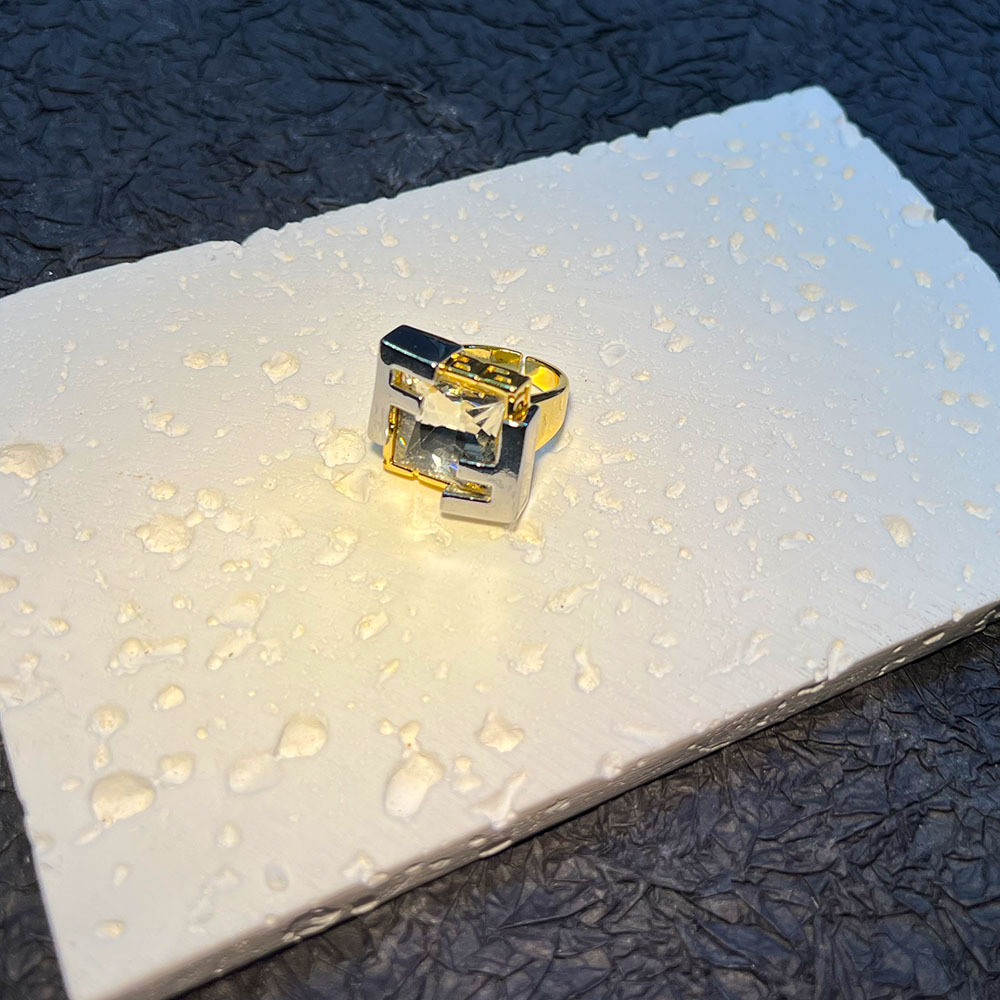 Bague G médiévale vintage, rép - Vintage Fashion Rings avis et prix